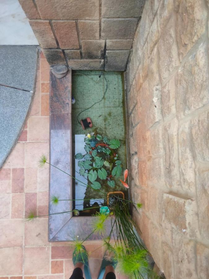 Nomads Nest Hostel ไฮเดอราบัด ภายนอก รูปภาพ