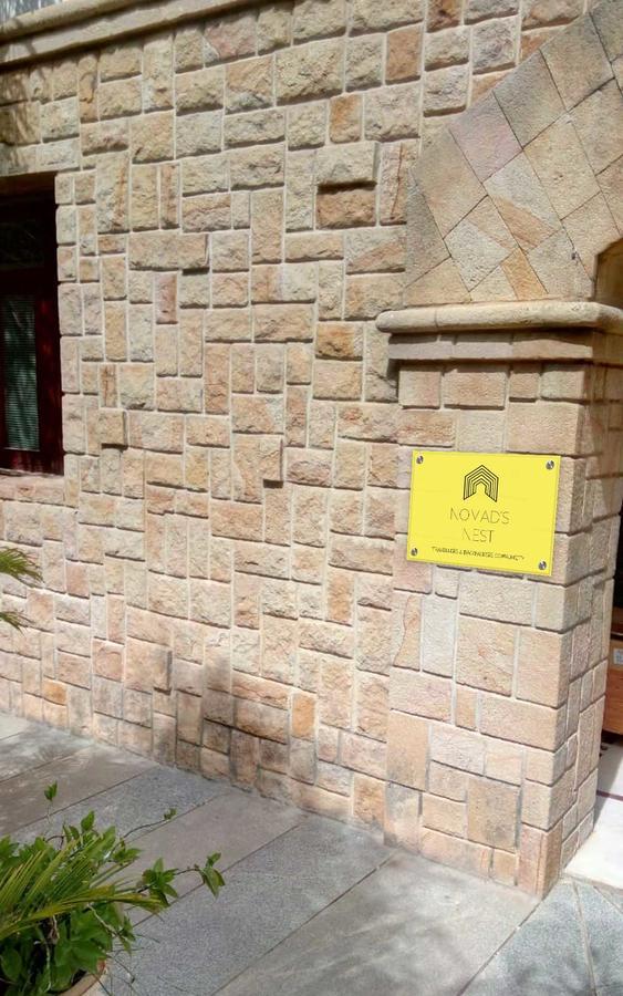 Nomads Nest Hostel ไฮเดอราบัด ภายนอก รูปภาพ